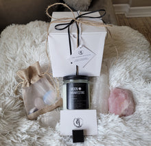 Load image into Gallery viewer, Moon Manifesting Candle